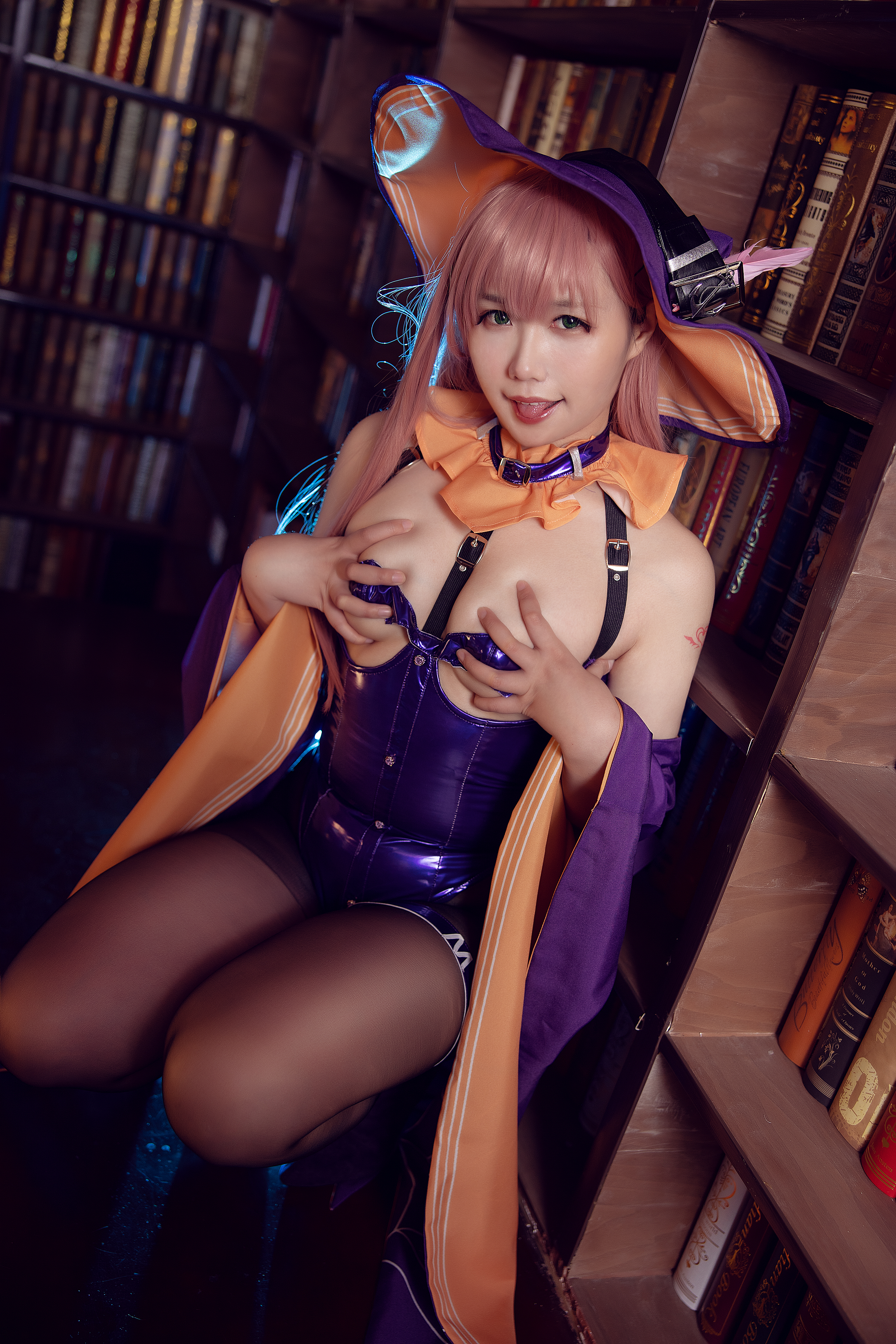麻花酱美女写真-此方酱兔女郎-碧蓝航线阿尔及利亚修女服